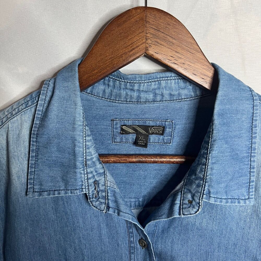 Vans Denim Button Down Womens Shirt XL - Picture 2 of 6